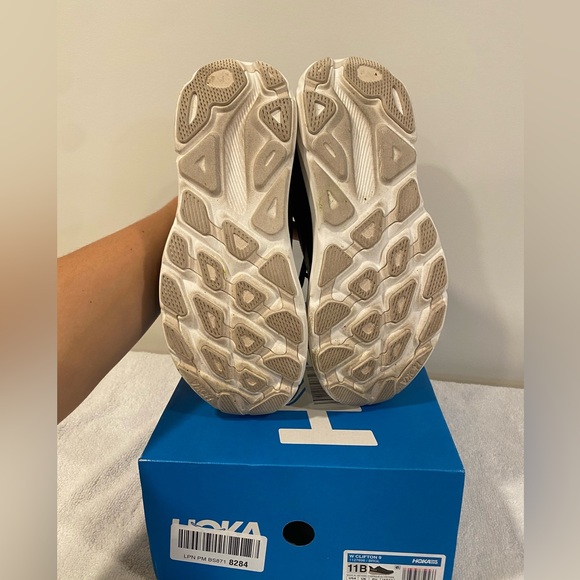 HOKA Clifton 9 - Picture 5 of 5